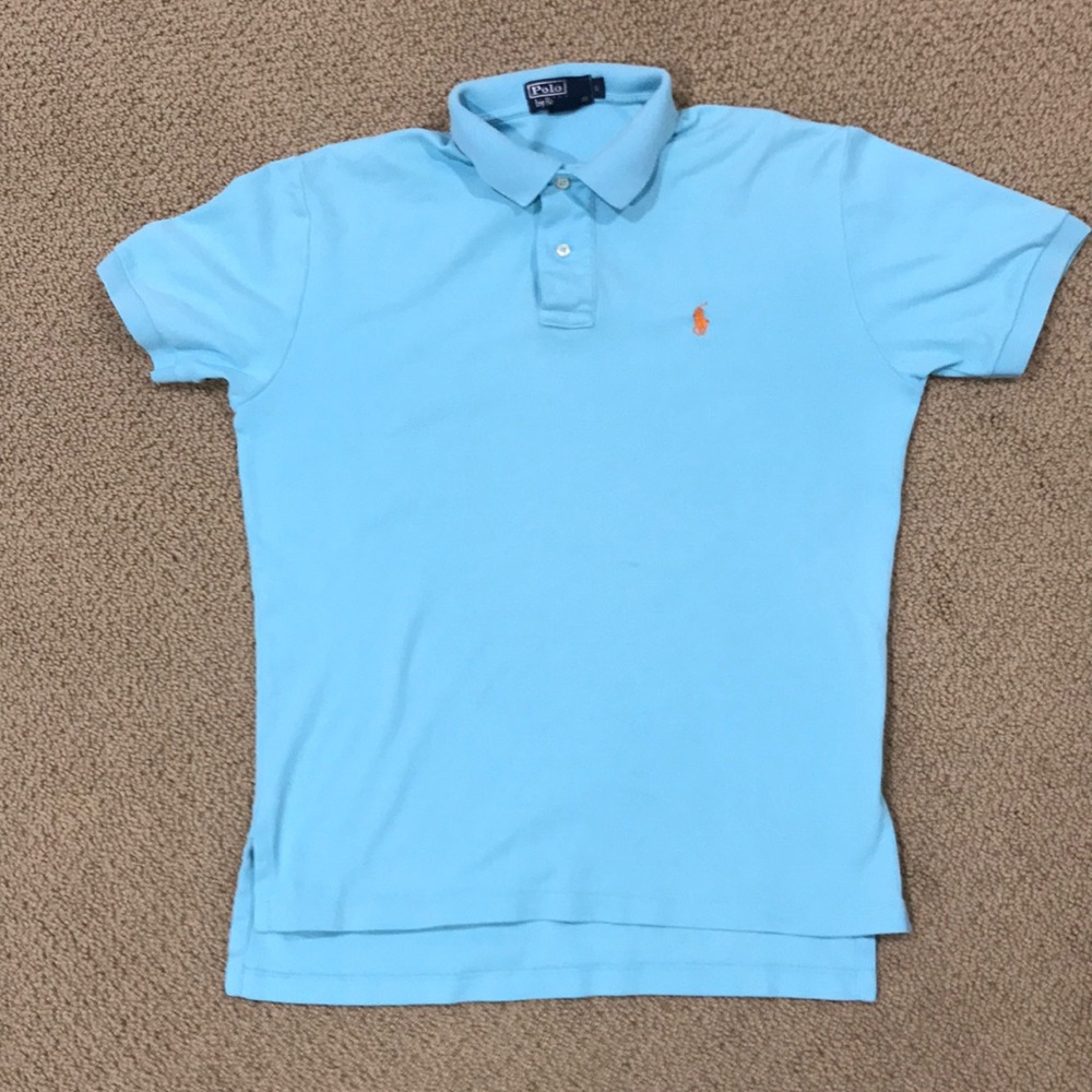 Men’s polo in light blue size small